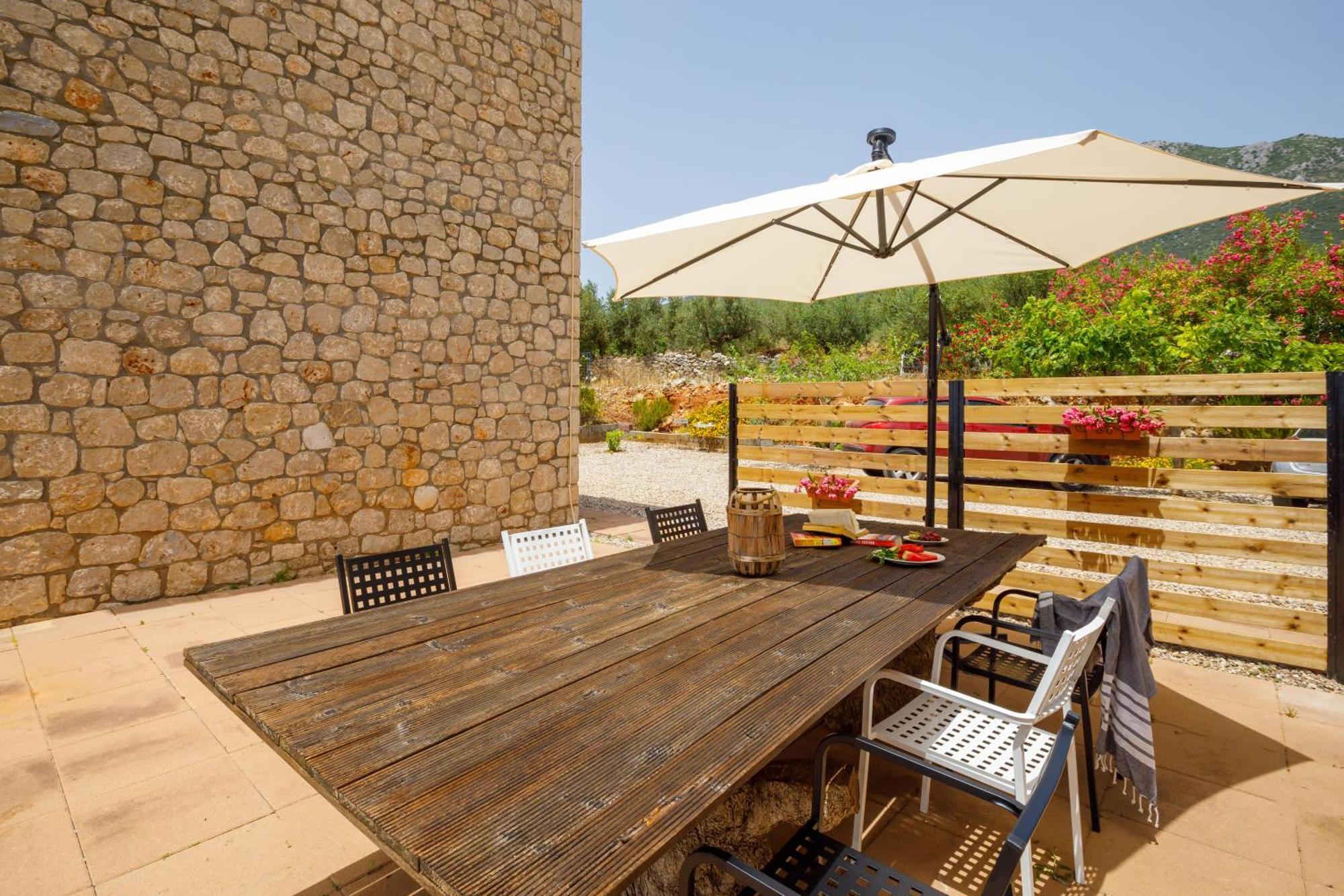 La Pietra Maisonettes Neokhorion  Ngoại thất bức ảnh